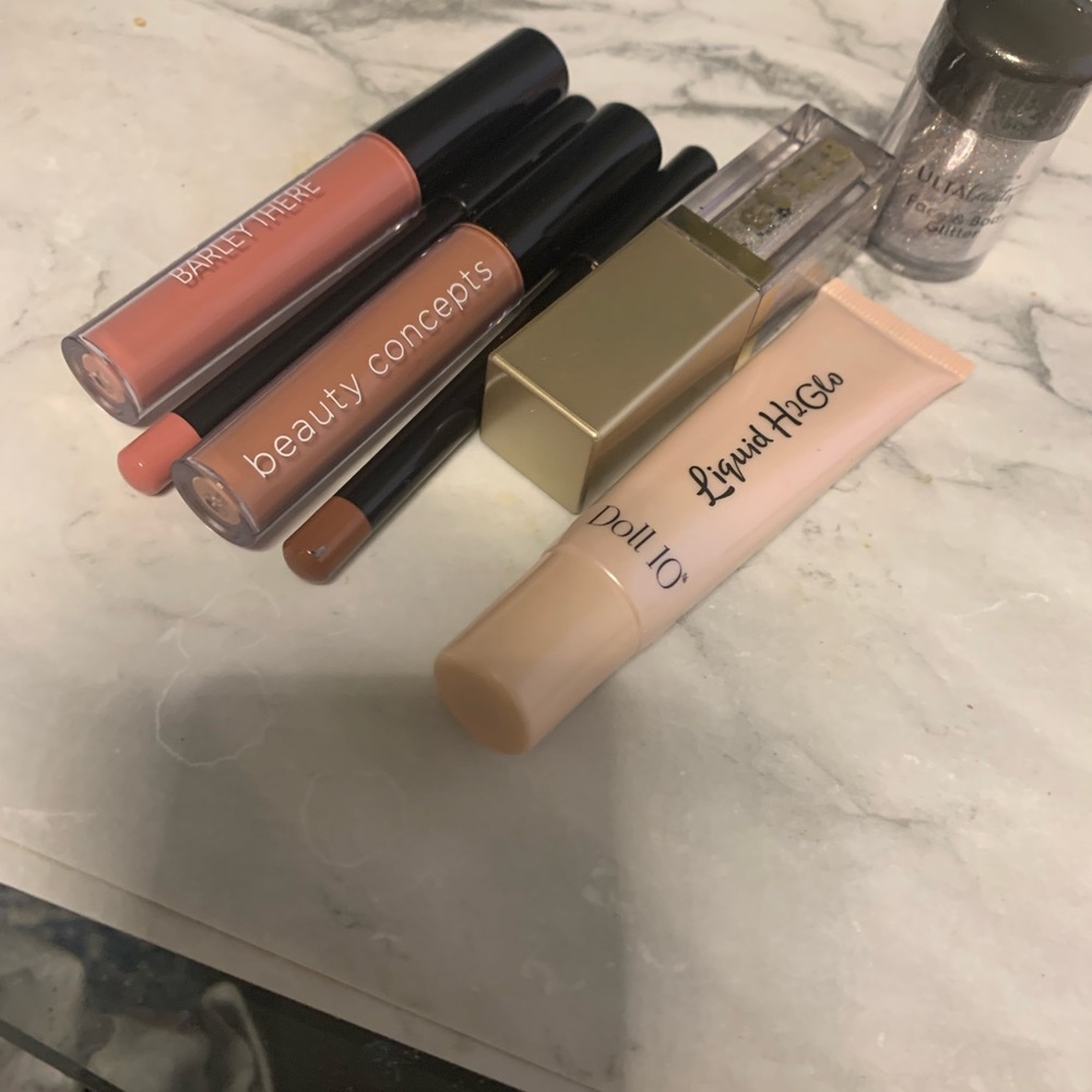 Makeup bundle - Picture 9 of 12